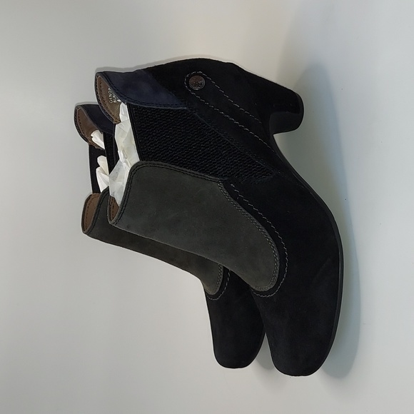 Earthies bootie, EUC, size 6B - Picture 3 of 8